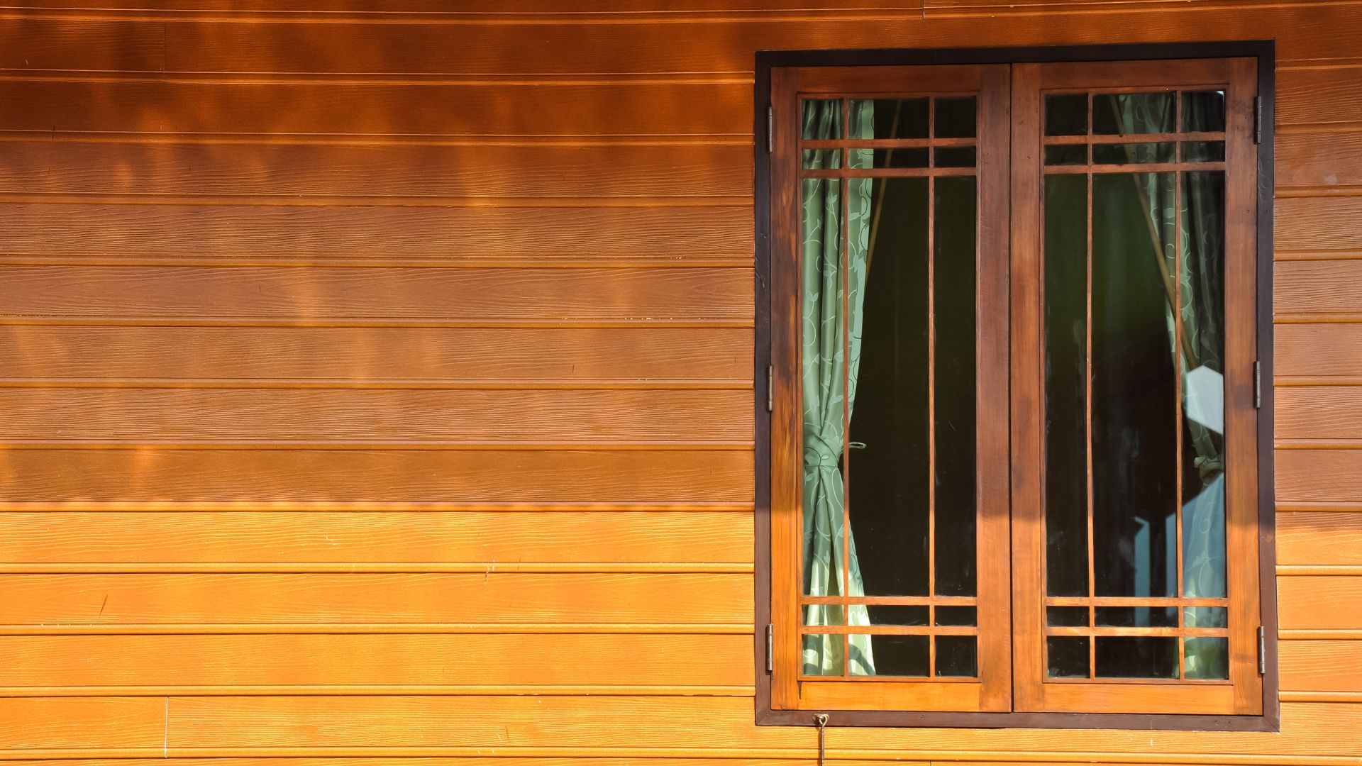 Guide complet pour la rénovation et l’entretien d’une fenêtre en bois
